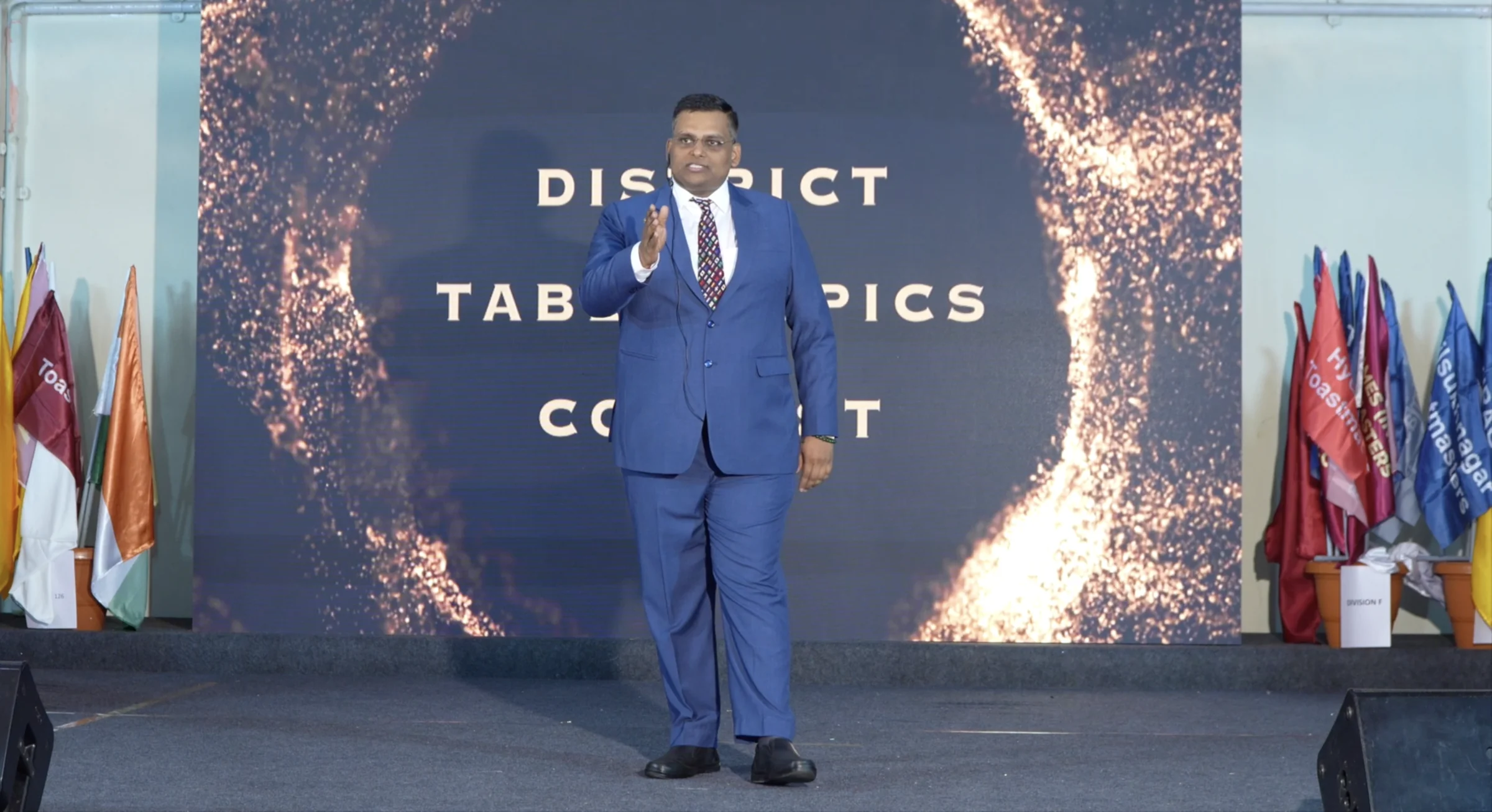 Full audience at Toastmasters District event — Harsh Singhal on stage